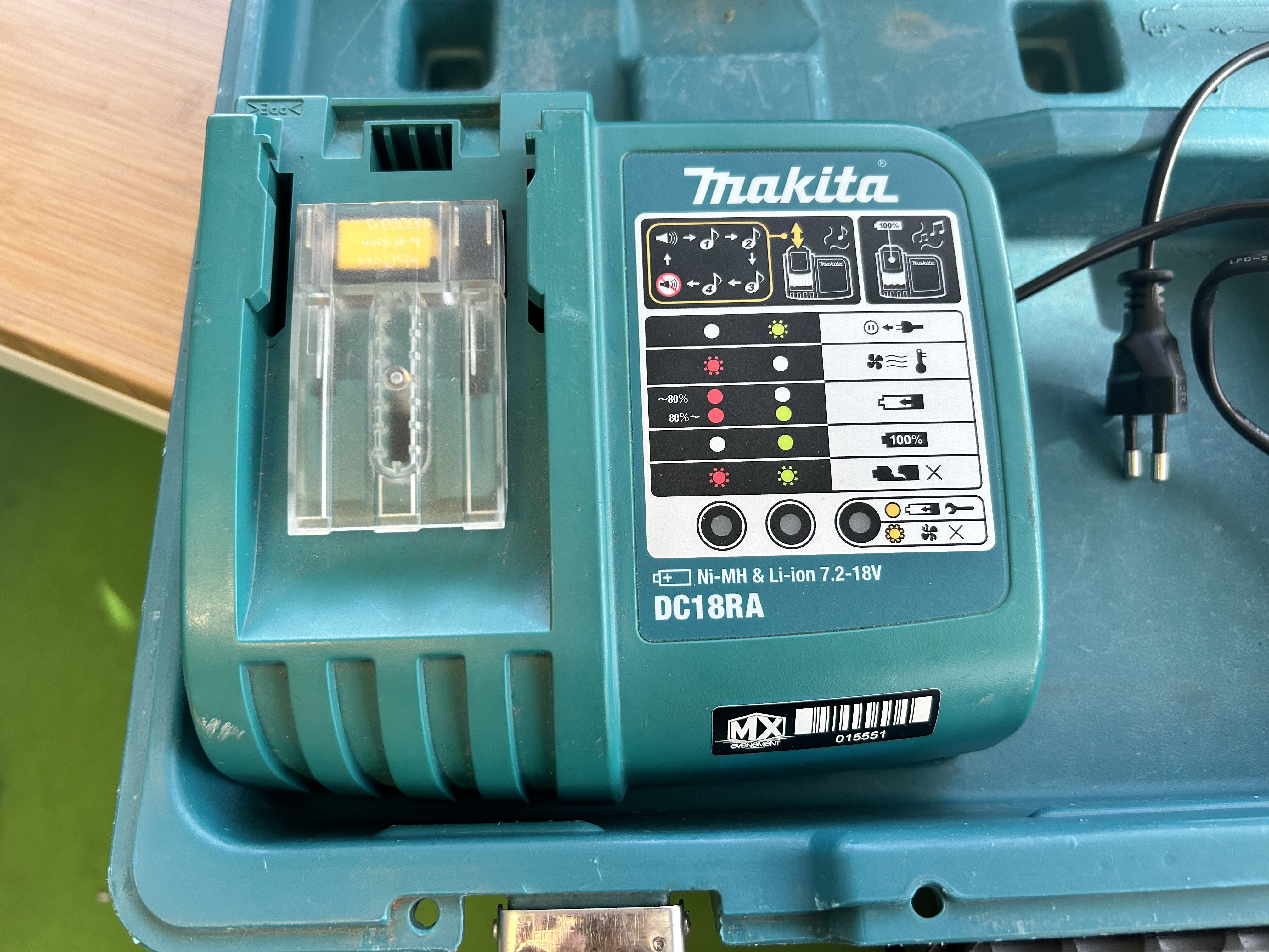 Chargeur de batterie pour MAKITA
