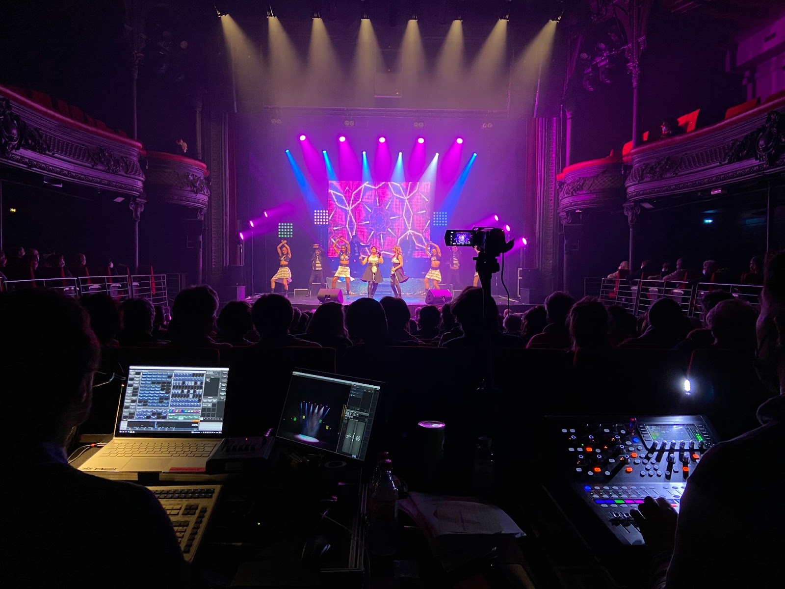 Tournée Troupe Années Boum Paris